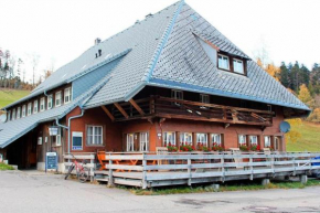 Stollenbacher Hütte auf 1092m